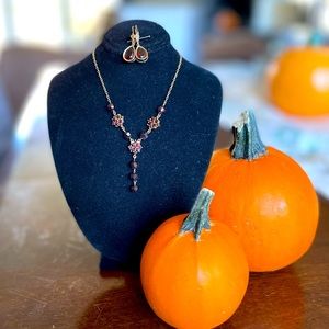 Gorgeous Gold & Garnet Necklace and Erring Set